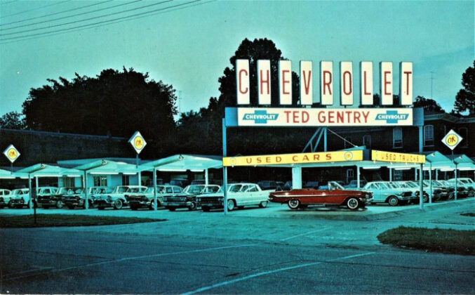 Curious about Teddy Gentry’s age - Oli And Alex